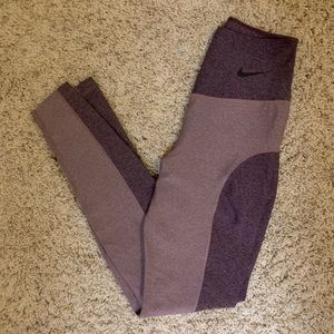 Nike Womans Leggings!